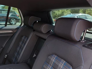 Volkswagen Golf Volkswagen Golf 1.4 TSI PHEV GTE Executive | Navi | Clima | Adap.Cruise | Led Koplampen | Bluetooth Carkit+Streaming | Pdc V+A+Camera | Licht+Regensensor | Sfeerverlichting | Privacy Glass | 19''lm |Trekhaak - afbeelding nr 28