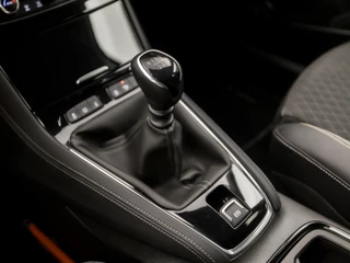 Opel Grandland X (APPLE CARPLAY, GROOT NAVI, STUUR/STOELVERWARMING, CAMERA, LEDER, SPORTSTOELEN, LED KOPLAMPEN, PARKEERSENSOREN, NIEUWE APK, NIEUWSTAAT) - afbeelding nr 11