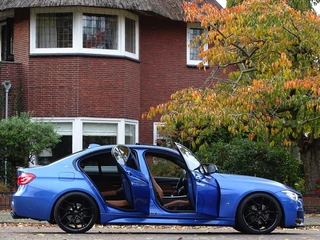 BMW 3 Serie BMW 3 Serie 330e 370PK M-Perf. / 20'' / RVS / *NAP* - afbeelding nr 4