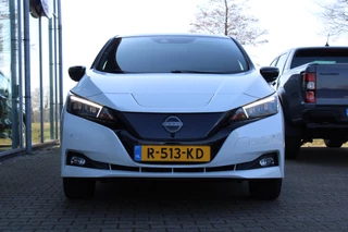 Nissan Leaf Nissan LEAF e+ Tekna 62 kWh 1e Eigenaar | BOSE Audio | Trekhaak | Adaptive Cruise Control | Navigatie | Climate Control | Garantie tot 2027! | - afbeelding nr 2