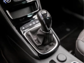 Opel Astra (APPLE CARPLAY, NAVIGATIE, CAMERA, CLIMATE, GETINT GLAS, SPORTSTOELEN, PARKEERSENSOREN, LED KOPLAMPEN, NIEUWE APK, NIEUWSTAAT) - afbeelding nr 10
