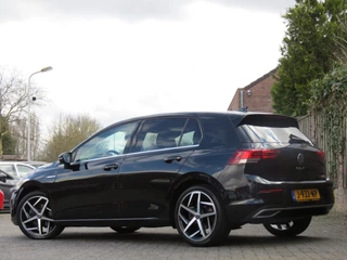 Volkswagen Golf Volkswagen Golf 1.5 eTSI Style AUTOMAAT | ORG NEDERLANDS | PANODAK | HARMAN/KARDON | IQ LIGHT | STOELMASSAGE | CAMERA | DAB - afbeelding nr 5