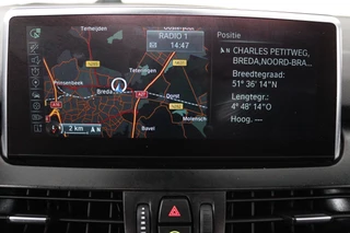 BMW 2 Serie BMW 2-serie Active Tourer 225i xDrive M Sport (PANORAMADAK, TREKHAAK, STOELVERWARMING, HEAD-UP, PARKEERSENSOREN, NAVIGATIE) - afbeelding nr 19