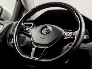 Volkswagen Golf Volkswagen Golf 1.0 TSI Luxury Automaat (APPLE CARPLAY, GROOT NAVI, CLIMATE, STOELVERWARMING, SPORTSTOELEN, ADAPTIVE CRUISE, LM VELGEN, GETINT GLAS, PARKEERSENSOREN, NIEUWE APK, NIEUWSTAAT) - afbeelding nr 19