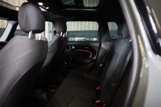 MINI Cooper Mini Mini 1.5 Cooper Chili 5 Deurs / AUT / Navi / Camera / Cruise Control / Open Pano / Led / Pdc / 17 Inch - afbeelding nr 16