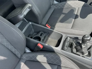 Škoda Karoq Skoda KAROQ 1.0 TSI Style Camera Clima Cruise Trekhaak Inductie laden Navigatie Keyless - afbeelding nr 43