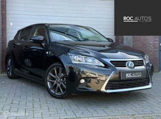 Lexus CT - 77529718-0
