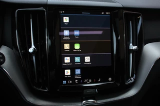 Volvo XC60 Volvo XC60 2.0 T6 Plug-in hybrid AWD Plus Dark Volvo XC60 2.0 Recharge T6 AWD Plus Dark | Nieuw! | Leder | Navigatie | Google | Harman Kardon | Panorama dak | Lichtmetalen Velgen 19