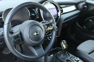 MINI Electric Mini Mini Electric MINI Electric 33 SE kWh/Navi/Carplay/Zwart dak - afbeelding nr 13