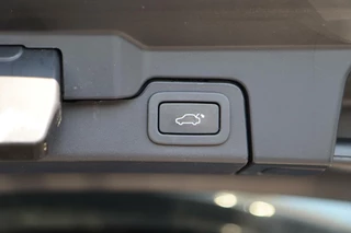 Land Rover Range Rover Evoque Land Rover Range Rover Evoque 2.0 Si4 241PK HSE Leder|Camera|Meridian|Grootscherm|Stuurverwarming|Memory seats - afbeelding nr 11