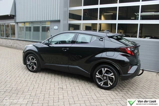 Toyota C-HR Toyota C-HR 1.8 Hybrid Dynamic  Trekhaak NL Auto Boekjes. - afbeelding nr 3