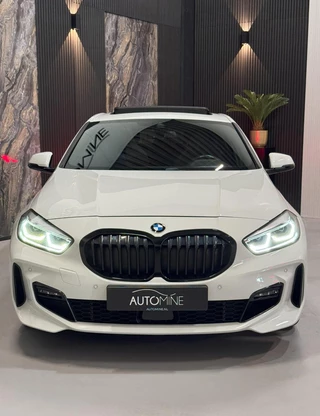BMW 1 Serie BMW 1-serie 118i M-pack |PANO|SFEER|ALCANTARA|MEMORY - afbeelding nr 3