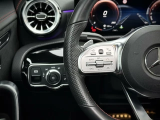 Mercedes-Benz CLA Mercedes CLA-klasse 250 e AMG CLA250e Coupe Panoramadak|Keyless|Camera 360°|Advanced sound|Sfeerverlichting|Head-up|Night pakket|Multibeam LED - afbeelding nr 30