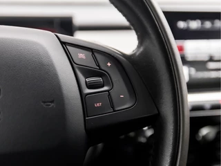 Citroën C4 Cactus Automaat (CAMERA, CLIMATE, STOELVERWARMING, PARKEERSENSOREN, CRUISE, SPORTSTOELEN, DIGITAL COCKPIT, ELEK RAMEN, NIEUWSTAAT) - afbeelding nr 18