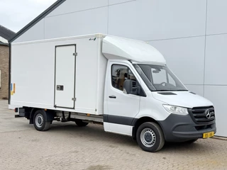 Mercedes-Benz Sprinter Mercedes-Benz Sprinter 315 1.9 CDI Automaat Laadklep Airco Cruise Control Carplay Bakwagen Meubelbak Koffer - afbeelding nr 4