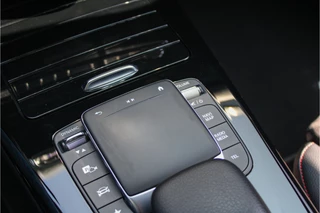 Mercedes-Benz A-Klasse Mercedes-Benz A-Klasse 180 AMG | Sfeer | Burmester | Dealer O.H. - afbeelding nr 23
