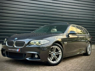 BMW 5 Serie BMW 5 Serie Touring 520i M-SPORT PANO|VIRTUAL|COMFORTSTOEL|HAAK - afbeelding nr 1