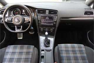 Volkswagen Golf Volkswagen Golf 1.4TSI GTE | Pano | Orig. NL - afbeelding nr 6
