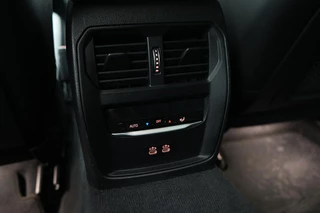 BMW 3 Serie BMW 3-serie Touring 320e High Executive automaat | Laser LED koplampen | M Sport | Panorama dak | lederen bekleding | elektrisch wegklapbare trekhaak - afbeelding nr 34