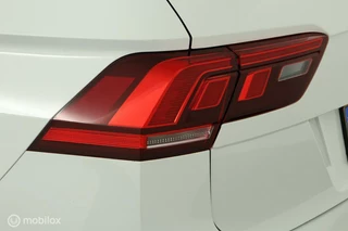 Volkswagen Tiguan Volkswagen Tiguan 1.5 TSI R-Line 150 Pk DSG-7| Virtual | 20LMV | Exec.pakket | IQ Licht | DAB | Vol Opties | NL Auto |DEALER-STAAT - afbeelding nr 41