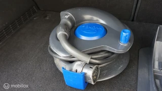 Hyundai Kona Hyundai Kona EV Premium 64 kWh - afbeelding nr 34