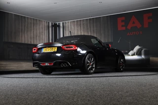 Fiat 124 Spider Fiat 124 Spider 1.4 MultiAir Turbo Abarth / 170 Pk / AUT / Navi / Airco / Elek Pakket / Cruise Control / Led / Pdc / 17 Inch - afbeelding nr 5