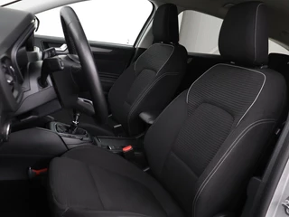 Ford Focus Ford Focus 1.0 EcoBoost Hybrid Titanium Style |  Stoel & stuurverwarming | Camera | Full LED | Carplay | Climate control | Navigatie | Park Assist | Getint glas - afbeelding nr 5