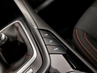 Ford Mondeo Ford Mondeo Wagon 1.5 ST Line 161Pk (APPLE CARPLAY, GROOT NAVI, STOELVERWARMING, GETINT GLAS, SPORTSTOELEN, TREKHAAK, PARKEERSENSOREN, NIEUWE APK, NIEUWSTAAT) - afbeelding nr 27