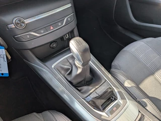 Peugeot 308 Peugeot 308 SW 1.2 PureTech Allure - afbeelding nr 21