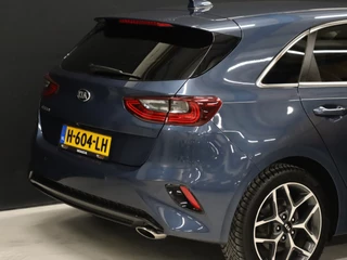 Kia Ceed Kia Ceed 1.0 T-GDi DynamicPlusLine [CARPLAY, CRUISE CONTROL, STOEL EN STUURVERWARMING, HALF LEDER, CAMERA, PDC ACHTER, CLIMATE CONTROL, NAVIGATIE, NIEUWSTAAT] - afbeelding nr 25