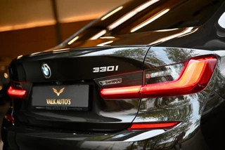 BMW 3 Serie BMW 3-serie 330i M-Sport Individual - Nappaleer - 360 Camera - Adaptive Cruise Control - Stuurverwarming - Keyless Entry - Schuifd - afbeelding nr 44