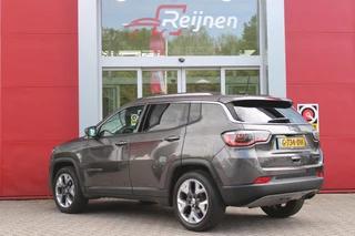Jeep Compass Jeep Compass 1.4 140PK MultiAir LIMITED | AFNEEMBARE TREKHAAK | ELEKTRISCH BEDIENBARE STOELEN MET GEHEUGENFUNCTIE | LEDEREN BEKLEDING | NAVIGATIE | KEYLESS ENTRY/START | CRUISE CONTROL | DAB+ RADIO | ACHTERUITRIJ CAMERA | DODEHOEK DETECTIE | BEATS AUDIO SYSTEM | CLIMATE CONTROL | - afbeelding nr 14