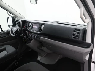 Volkswagen Crafter Volkswagen Crafter 2.0TDI 140PK L3H3 | Camera | Airco | Trekhaak | Cruise | Betimmering - afbeelding nr 19