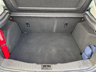 Ford Focus Airco/ECC,Cruisecontrol,Navigatie - afbeelding nr 20