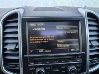 Porsche Cayenne Porsche Cayenne 3.0 S E-Hybrid Pano Leer Led - afbeelding nr 15