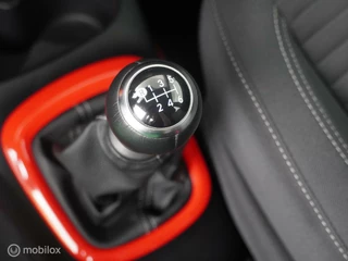 Toyota Yaris Toyota Yaris 1.5 VVT-i Design Red - afbeelding nr 26