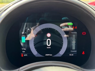 Fiat 500 Fiat 500 Action 24 kWh PARKEERSENSOREN / CARPLAY / CRUISE CONTROL / ECC / STOELVERWARMING / WEING KM'S - afbeelding nr 15