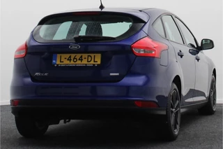 Ford Focus Ford Focus 1.0 EcoBoost Titanium Business - afbeelding nr 18
