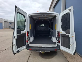 Ford Transit Ford Transit 350 2.0 TDCI L2H2 Trend AIRCO / CRUISE CONTROLE / EURO 6 / TREKHAAK - afbeelding nr 14