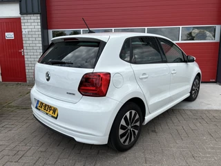 Volkswagen Polo UNIEKE STAND / NAVI / CARPLAY / AIRCO / BLUETOOTH / CRUISE / NL-AUTO - afbeelding nr 2