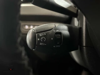 Peugeot 2008 Peugeot 2008 1.2 110 pk Allure | Pano | Clima | Cruise | CarPlay | Stoelverw. | PDC | 16
