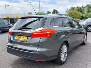 Ford Focus Ford Focus Wagon 1.0 EcoBoost 125pk Titanium | Origineel NL | Navi | Apple Carplay+Android Auto | Bi-Xenon | SONY Sound | Clima | Cruise | Keyless Entry | Pdc V+A+Assist+Camera | Privacy Glass | 17''lm - afbeelding nr 4