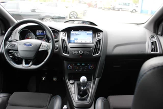 Ford Focus Ford Focus 2.3 RS  | Dealeronderhouden | Winterpack | Comforstoelen | Launch Control | - afbeelding nr 2