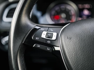 Volkswagen Golf Volkswagen Golf 1.5 TSI Highline Business R - afbeelding nr 24