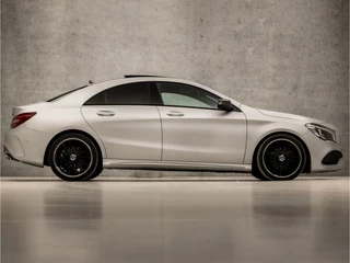 Mercedes-Benz CLA Mercedes-Benz CLA 180 AMG Sport Automaat (SCHUIFDAK, APPLE CARPLAY, GROOT NAVI, LEDER/ALCANTARA, STOELVERWARMING, SPORTSTOELEN, CRUISE, KEYLESS START, NIEUWSTAAT) - afbeelding nr 4