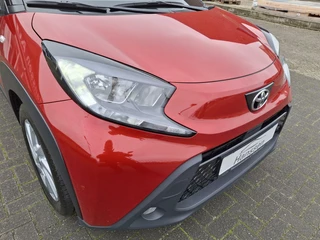 Toyota Aygo Toyota Aygo X 1.0 VVT-i MT Premium Leder  Opendak - afbeelding nr 9