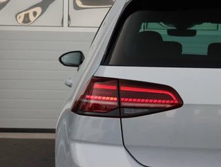 Volkswagen Golf Volkswagen Golf 1.4 TSI 150PK Highline 3x R-line Panoramadak - afbeelding nr 48