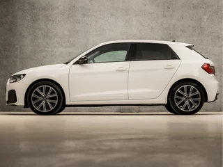 Audi A1 Sportback Audi A1 Sportback 25 TFSI Pro Line Sport Automaat (APPLE CARPLAY, GETINT GLAS, LM VELGEN, SPORTSTOELEN, LANE ASSIST, PARKEERSENSOREN, NIEUWSTAAT) - afbeelding nr 2