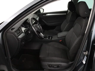 Škoda Superb Skoda Superb 1.4 TSI Ambition | Panoramadak | Stoelverwarming | Trekhaak | Carplay | Memory | Navigatie | Climate control - afbeelding nr 4