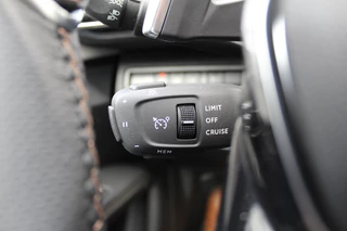 Peugeot 3008 Peugeot 3008 1.6 HYbrid 225 GT | Trekhaakactie! | Nightvision | Massage | Leder | Navigatie | Adaptieve Cruise | BLIS - afbeelding nr 13